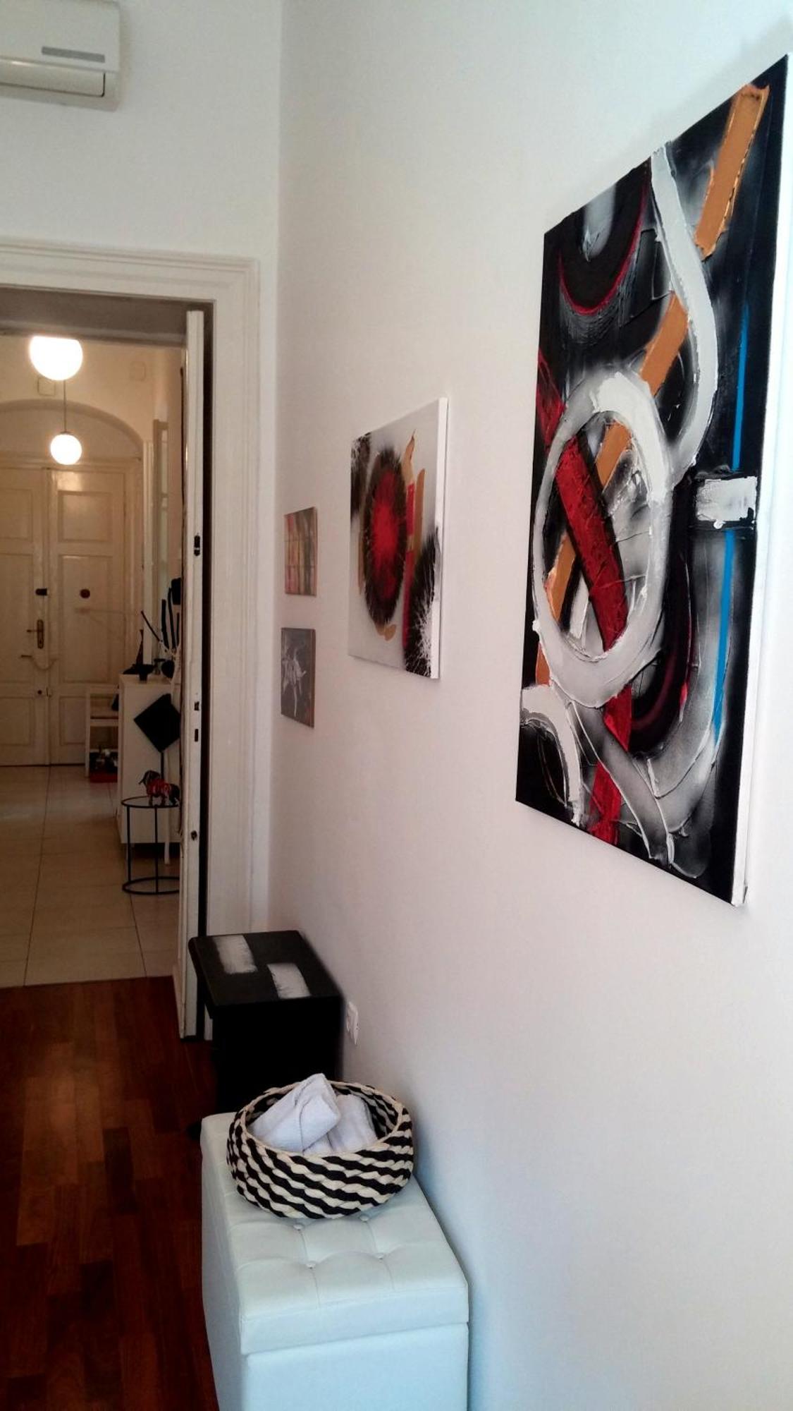 Homestay Seafront Artist *