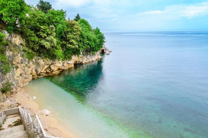 Seafront Artist Homestay Rijeka