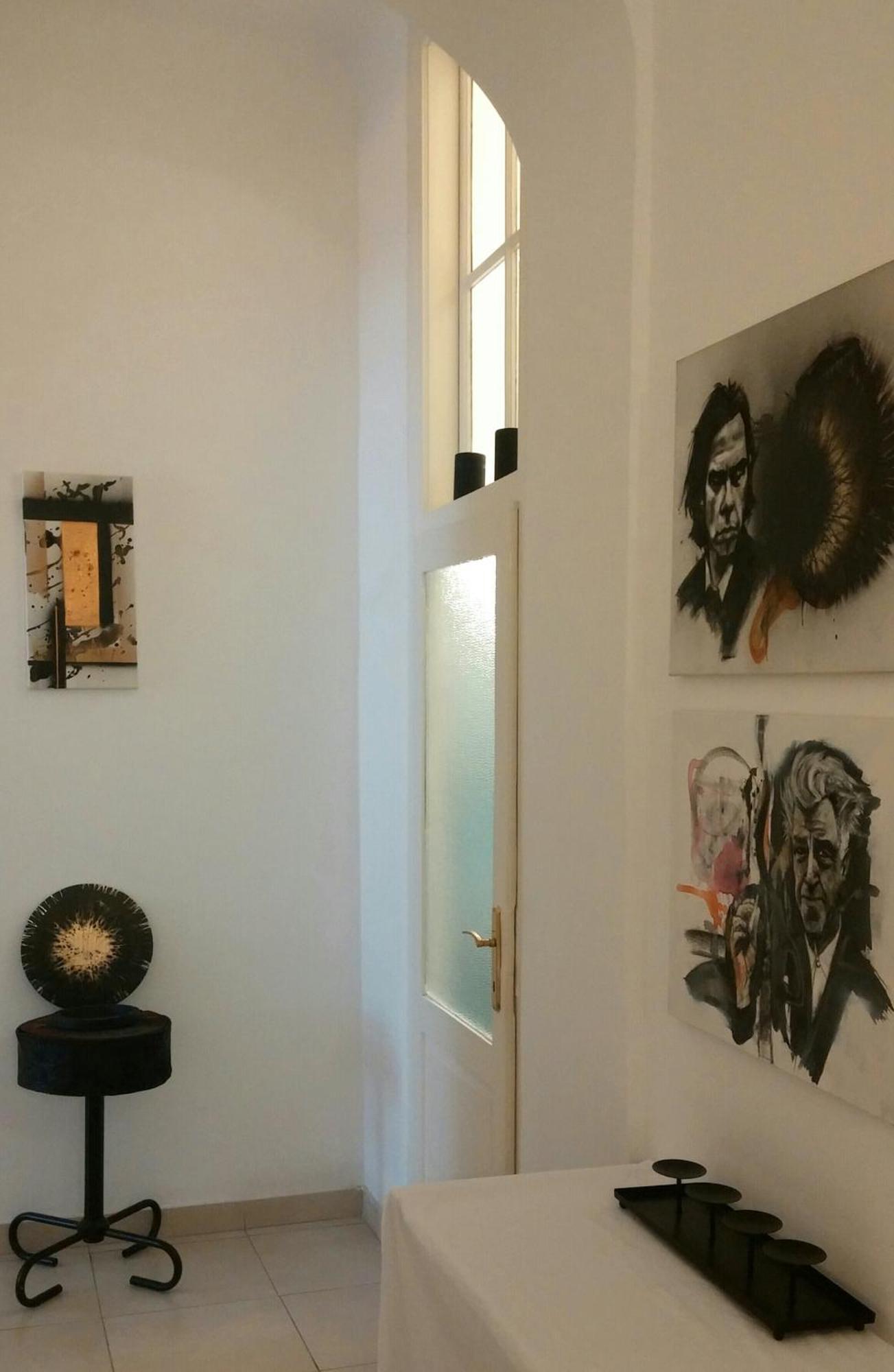 Seafront Artist Homestay *